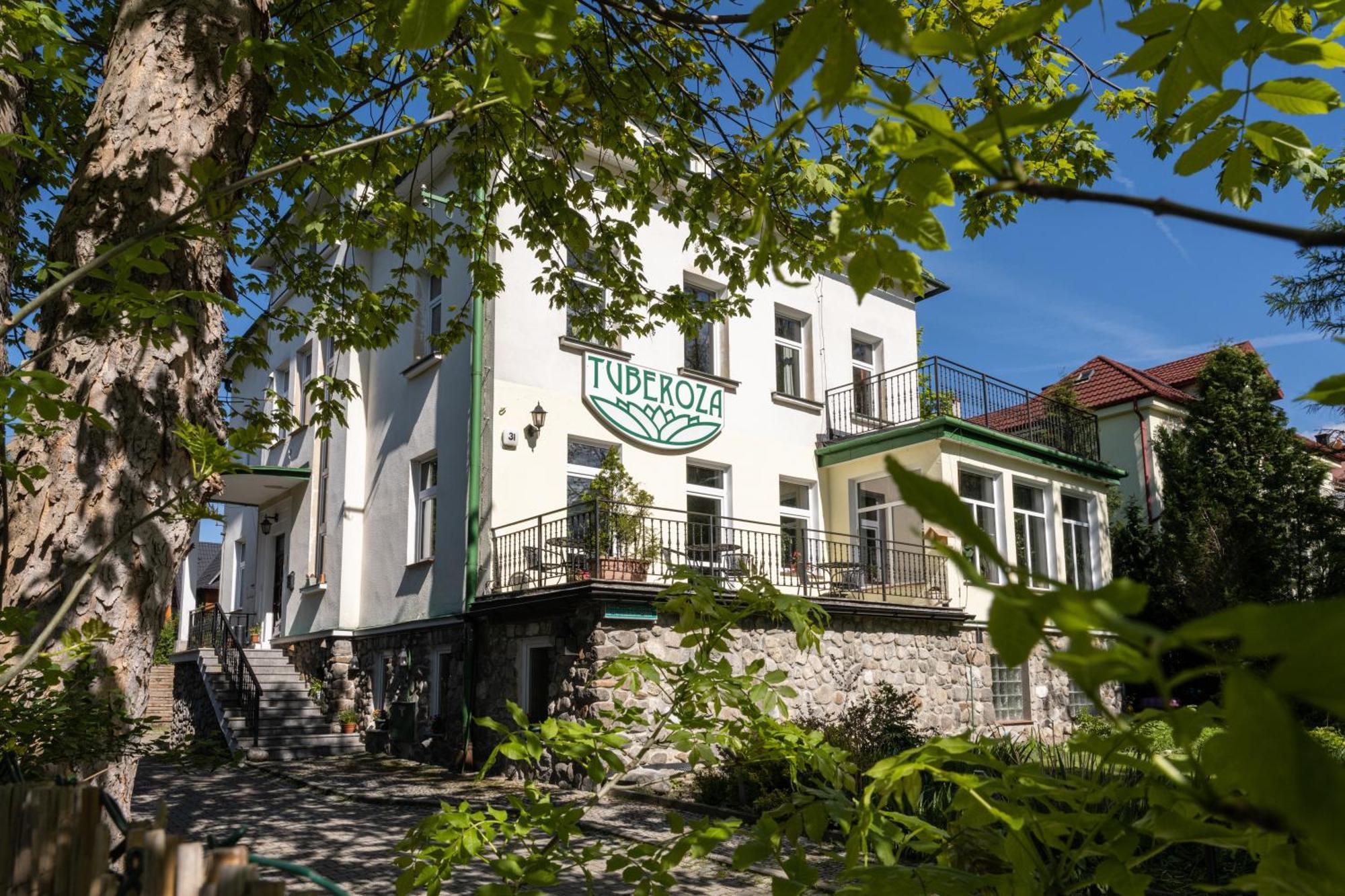 Tuberoza Bed & Breakfast 3*